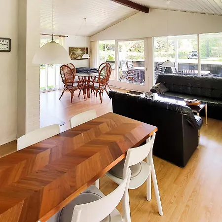 Charming Holiday In S By With Whirlpool